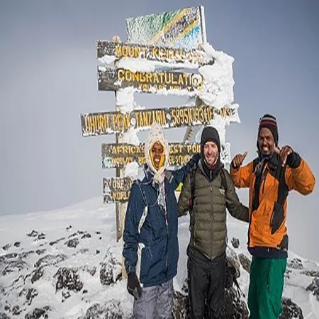 Kilimanjaro climbing photo from Safari Tours in Tanzania